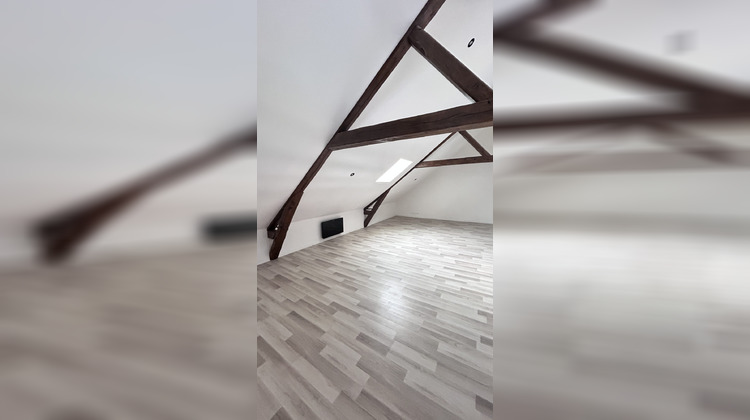 Ma-Cabane - Location Appartement Englefontaine, 55 m²
