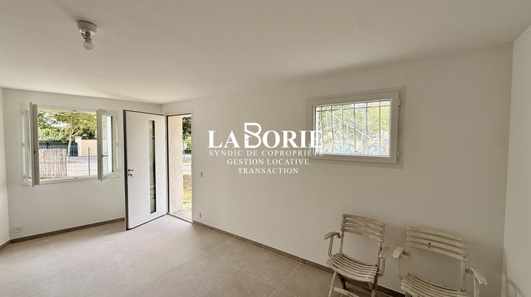 Ma-Cabane - Location Appartement Entraigues-sur-la-Sorgue, 39 m²