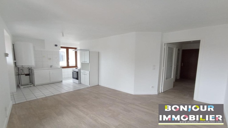 Ma-Cabane - Location Appartement Entre-deux-Guiers, 35 m²