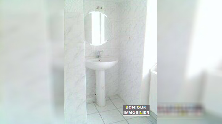Ma-Cabane - Location Appartement Entre-deux-Guiers, 52 m²