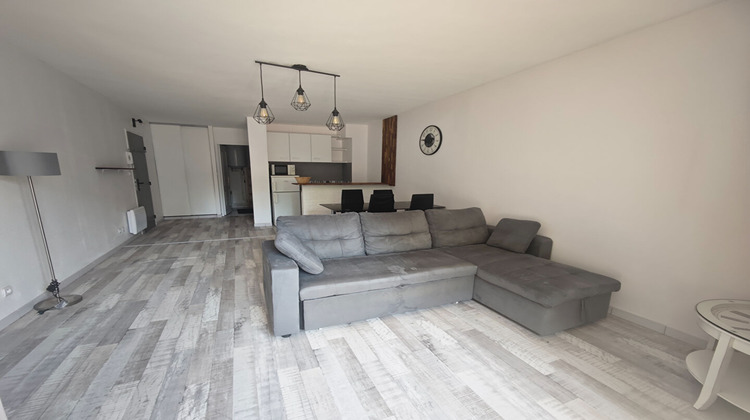 Ma-Cabane - Location Appartement EPERNON, 30 m²