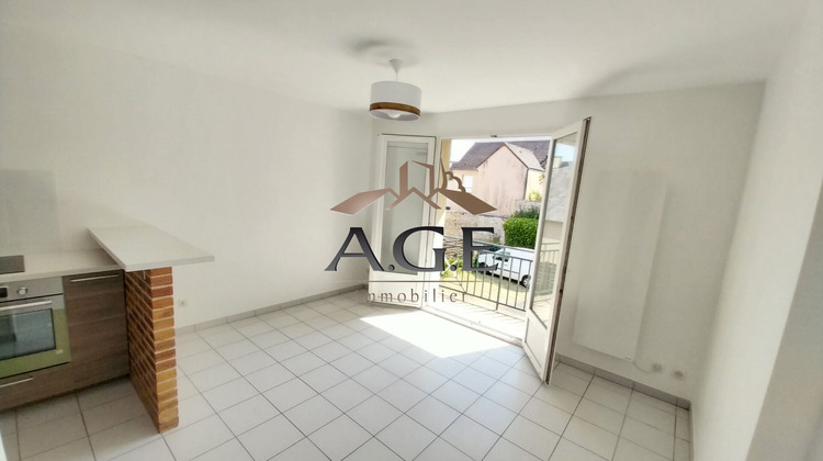 Ma-Cabane - Location Appartement EPERNON, 30 m²