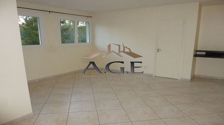 Ma-Cabane - Location Appartement EPERNON, 30 m²