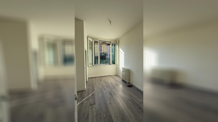 Ma-Cabane - Location Appartement EPONE, 32 m²