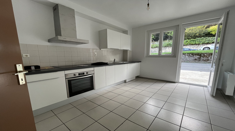 Ma-Cabane - Location Appartement Espalion, 77 m²