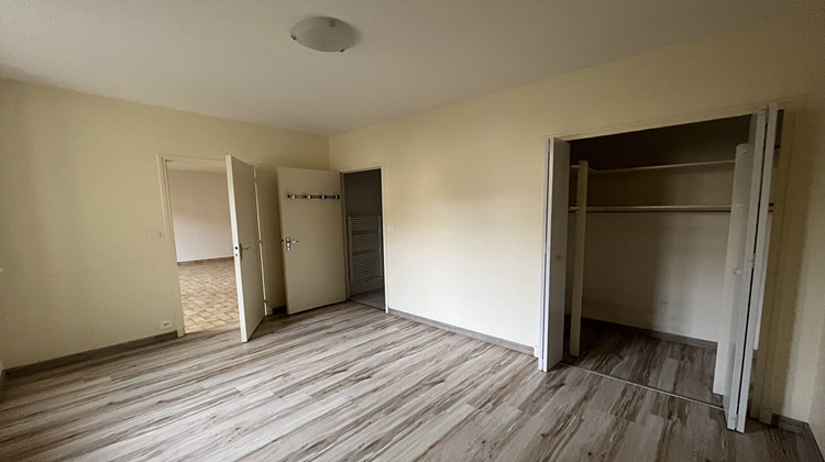 Ma-Cabane - Location Appartement ESPALION, 48 m²