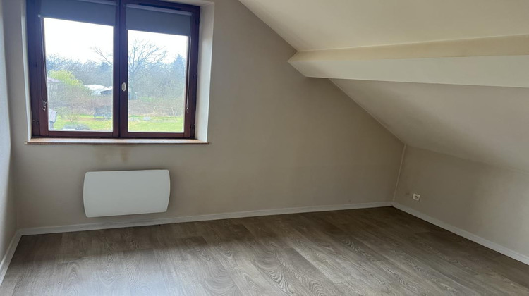 Ma-Cabane - Location Appartement ESPRELS, 60 m²