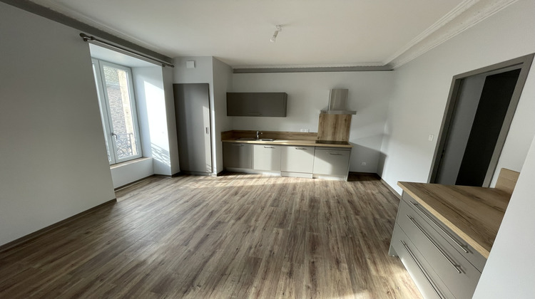 Ma-Cabane - Location Appartement Estaing, 57 m²