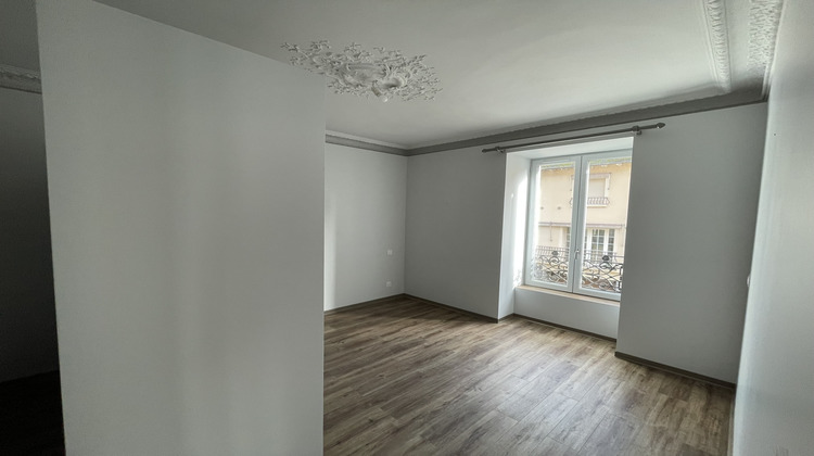 Ma-Cabane - Location Appartement Estaing, 57 m²