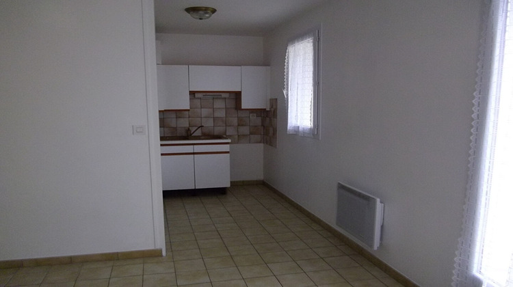 Ma-Cabane - Location Appartement ETAMPES, 28 m²
