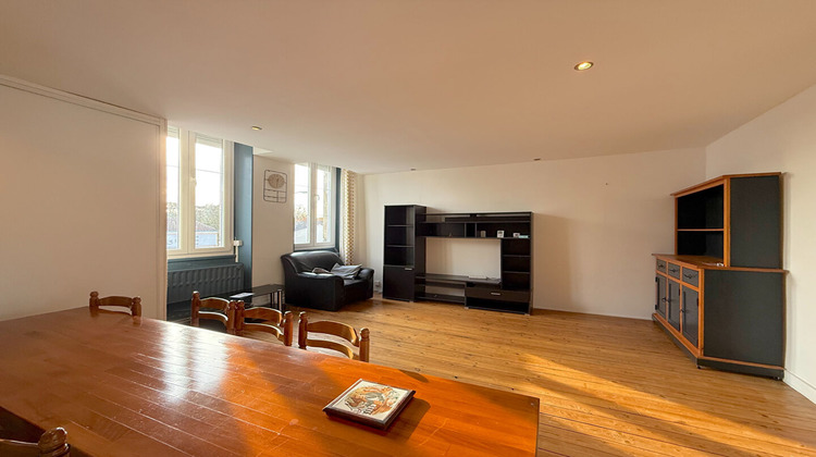 Ma-Cabane - Location Appartement ETAULIERS, 102 m²