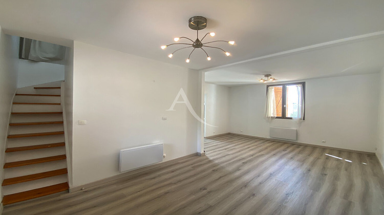 Ma-Cabane - Location Appartement ETIOLLES, 55 m²