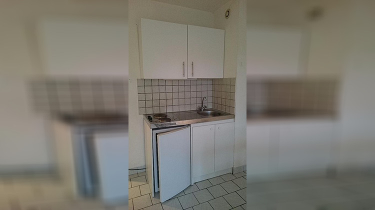 Ma-Cabane - Location Appartement EVREUX, 27 m²