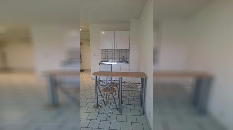 Ma-Cabane - Location Appartement EVREUX, 27 m²