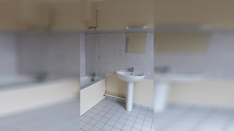 Ma-Cabane - Location Appartement EVREUX, 53 m²