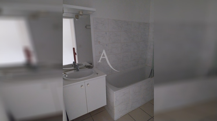 Ma-Cabane - Location Appartement EVREUX, 42 m²