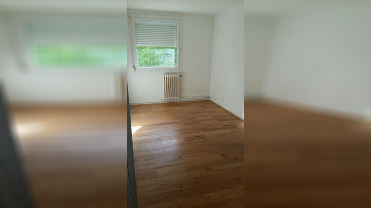 Ma-Cabane - Location Appartement EVREUX, 59 m²