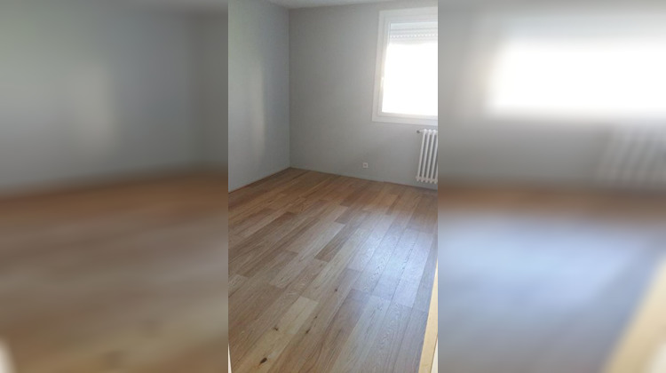 Ma-Cabane - Location Appartement EVREUX, 59 m²