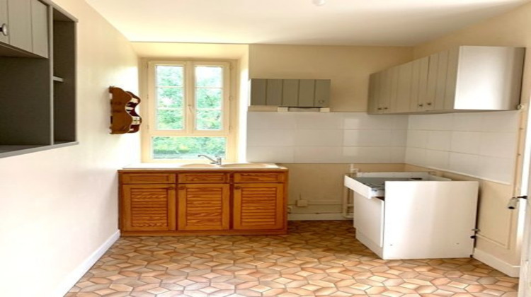 Ma-Cabane - Location Appartement Eymoutiers, 101 m²