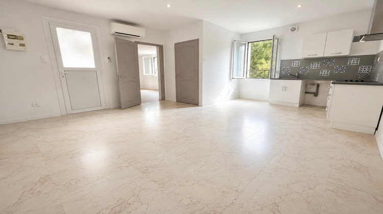 Ma-Cabane - Location Appartement FALICON, 55 m²