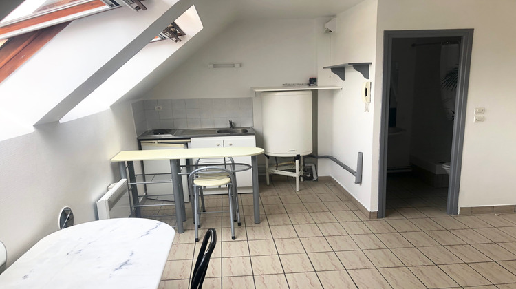 Ma-Cabane - Location Appartement Famars, 16 m²