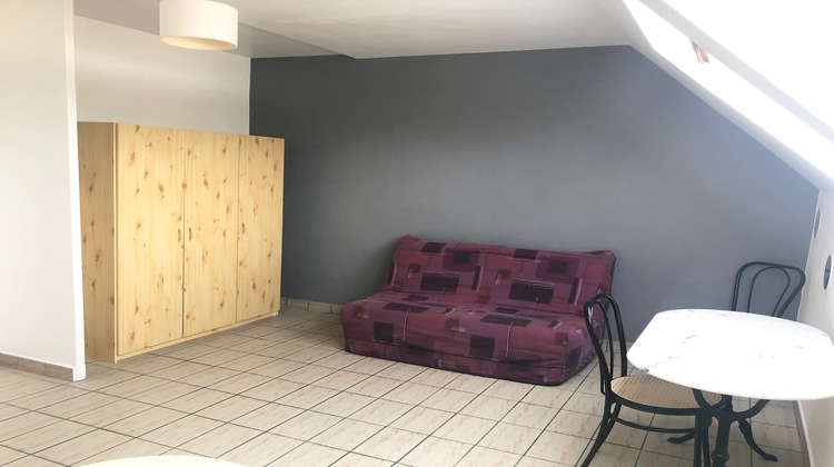Ma-Cabane - Location Appartement Famars, 16 m²