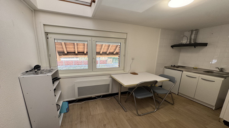 Ma-Cabane - Location Appartement Famars, 18 m²