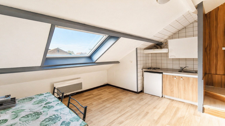 Ma-Cabane - Location Appartement Famars, 15 m²