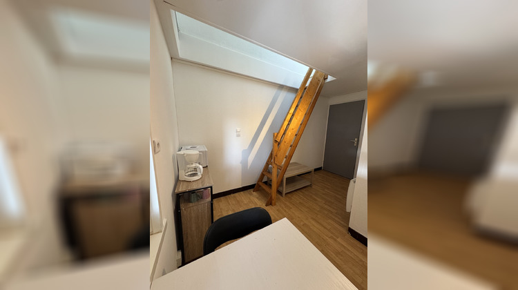 Ma-Cabane - Location Appartement Famars, 19 m²
