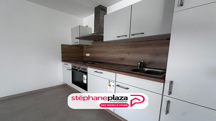 Ma-Cabane - Location Appartement FAULQUEMONT, 62 m²