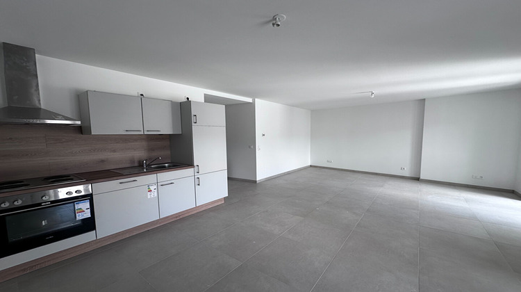 Ma-Cabane - Location Appartement FAULQUEMONT, 62 m²