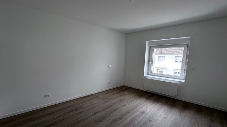 Ma-Cabane - Location Appartement FAULQUEMONT, 62 m²