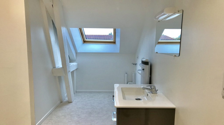 Ma-Cabane - Location Appartement Favars, 78 m²