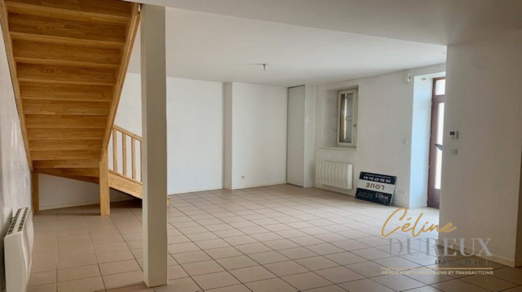 Ma-Cabane - Location Appartement Feillens, 75 m²