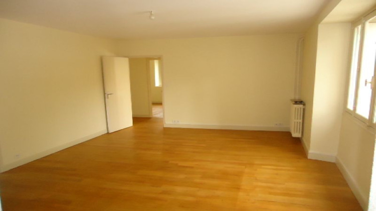 Ma-Cabane - Location Appartement FELLETIN, 55 m²