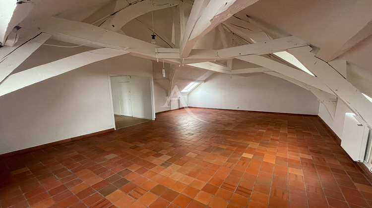 Ma-Cabane - Location Appartement FENEU, 72 m²