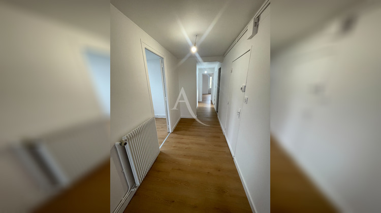 Ma-Cabane - Location Appartement FENEU, 72 m²