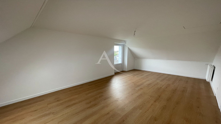 Ma-Cabane - Location Appartement FENEU, 72 m²