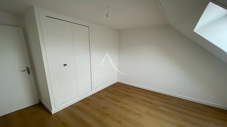 Ma-Cabane - Location Appartement FENEU, 72 m²