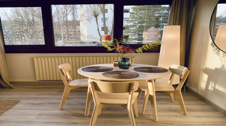 Ma-Cabane - Location Appartement Ferney-Voltaire, 63 m²