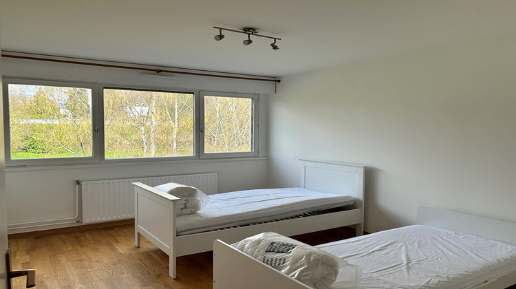 Ma-Cabane - Location Appartement FERNEY-VOLTAIRE, 147 m²