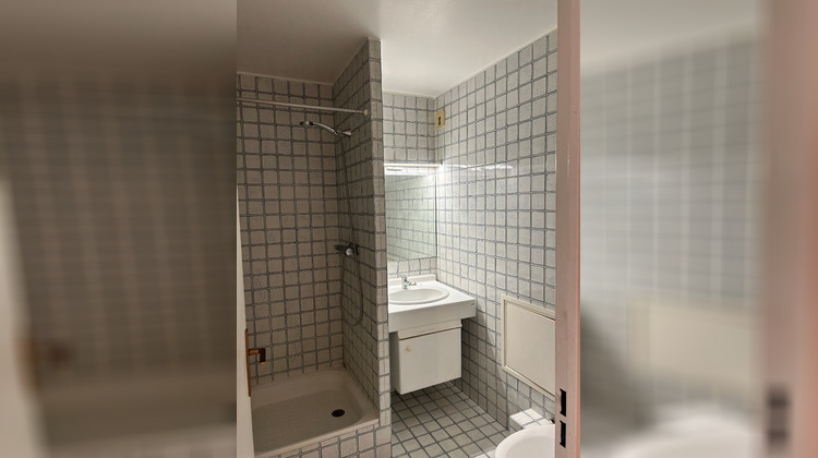 Ma-Cabane - Location Appartement FERNEY-VOLTAIRE, 147 m²