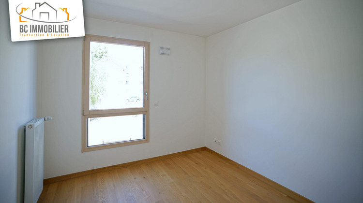 Ma-Cabane - Location Appartement FERNEY-VOLTAIRE, 110 m²
