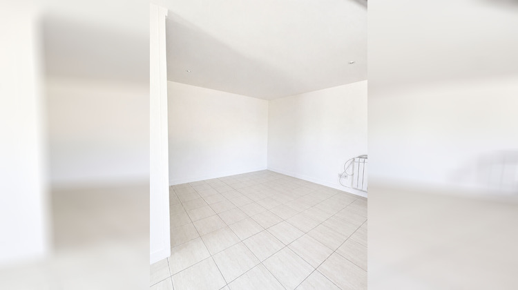 Ma-Cabane - Location Appartement FEUCHEROLLES, 22 m²