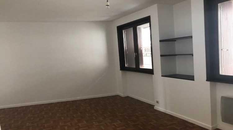 Ma-Cabane - Location Appartement Feurs, 48 m²