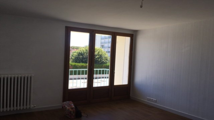 Ma-Cabane - Location Appartement Feurs, 62 m²