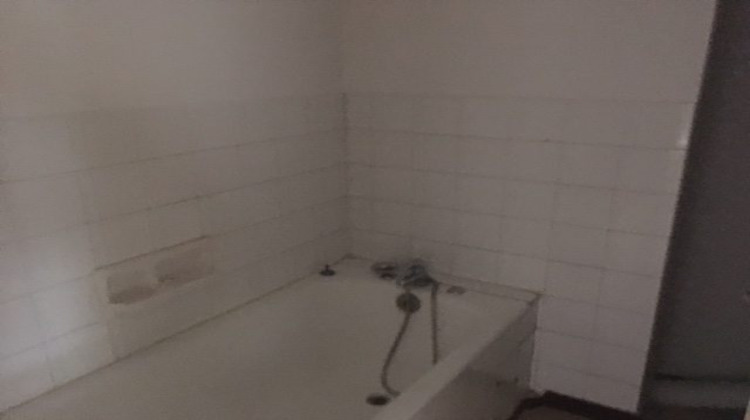 Ma-Cabane - Location Appartement Feurs, 30 m²