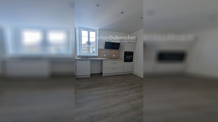 Ma-Cabane - Location Appartement FEURS, 69 m²