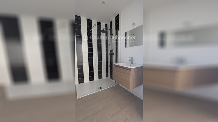 Ma-Cabane - Location Appartement FEURS, 69 m²