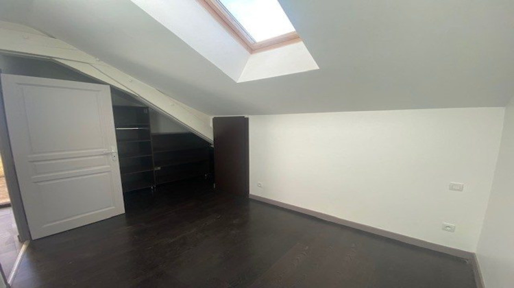 Ma-Cabane - Location Appartement Feurs, 77 m²